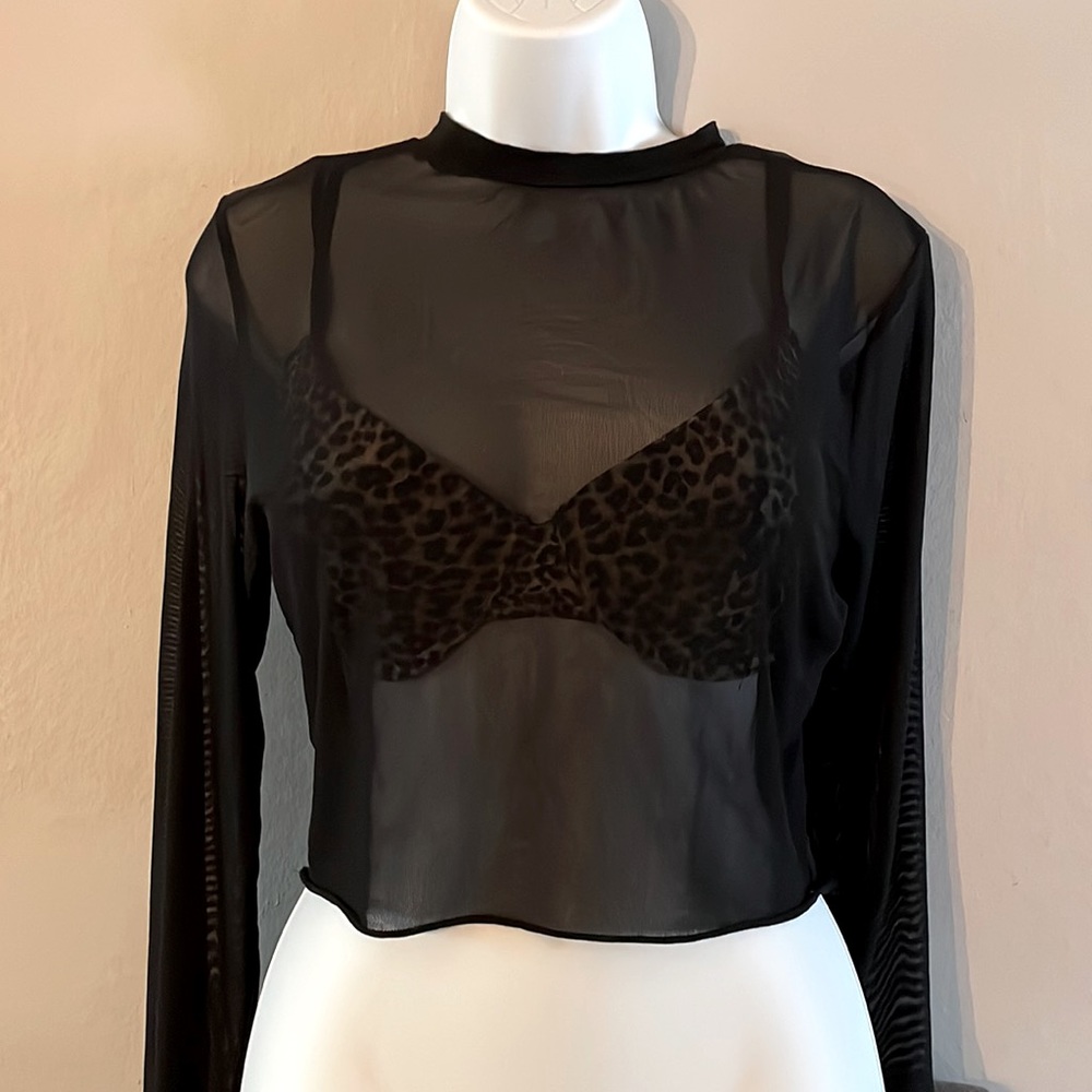 SEE THROUGH CROP TOP - Picture 6 of 6